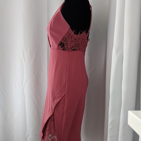 Astr the label rose bodycon cocktail dress - Picture 2 of 6